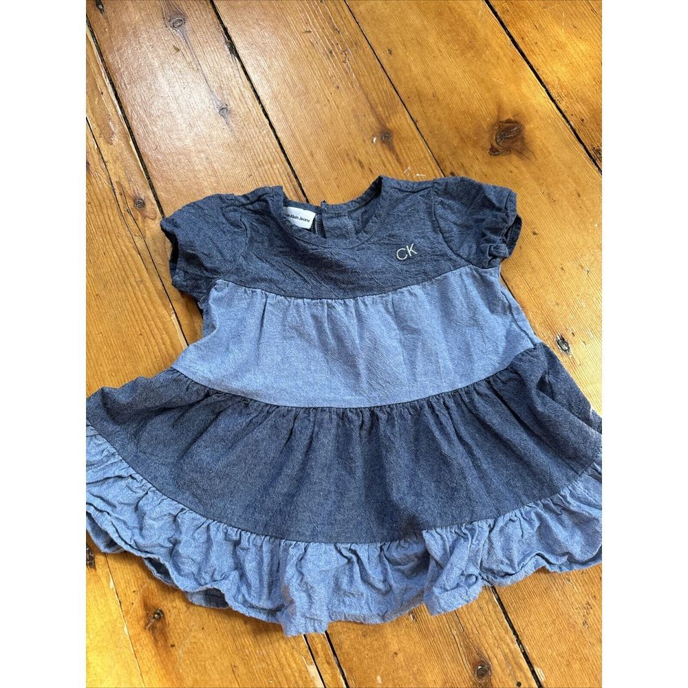 CK Jeans Logo Baby Girl Denim Dress Size 24M     Short Sleeves Dress Ruffle Hem‎